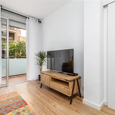 Simply Stunning - Hidden Gem, Heart Of Poble Sec Apartment Barcelona Exterior photo