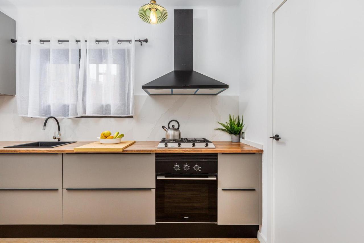 Apartment Simply Stunning - Hidden Gem, Heart Of Poble Sec *